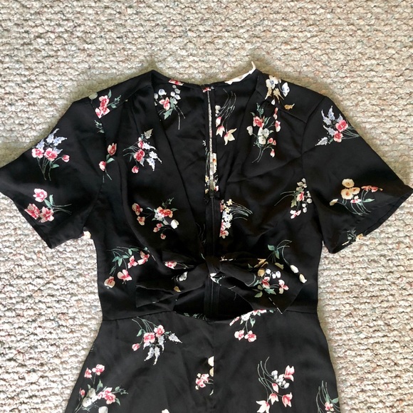 Lulus floral jumpsuit Size S - Picture 4 of 8